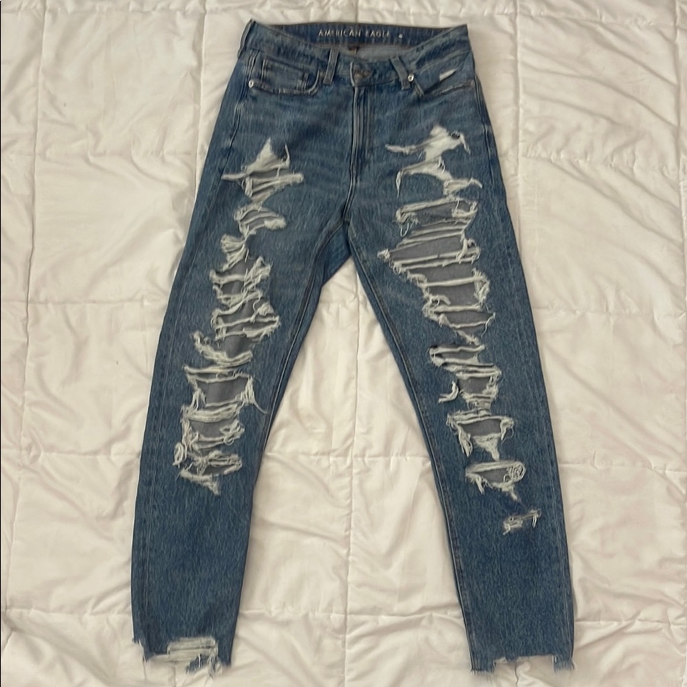 American Eagle Outfitters Distressed Blue Jeans